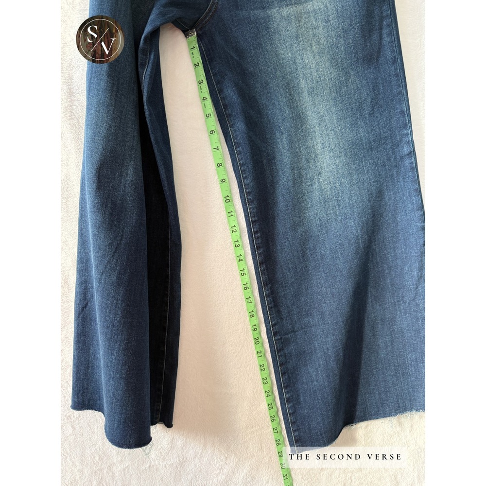 Whetherly Women Wide Leg Crop Jeans Dark Wash Raw Hem Denim Size 32/14 - Picture 8 of 13